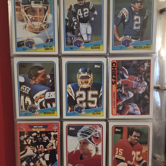 Vintage NFL Card Set - Picture 2 of 2
